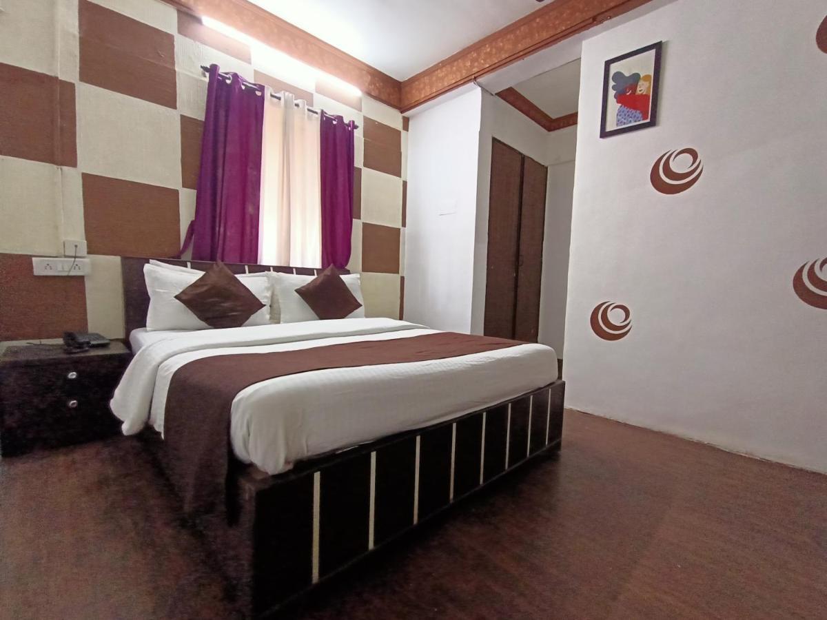 Kalpataru Hometel 뭄바이 외부 사진
